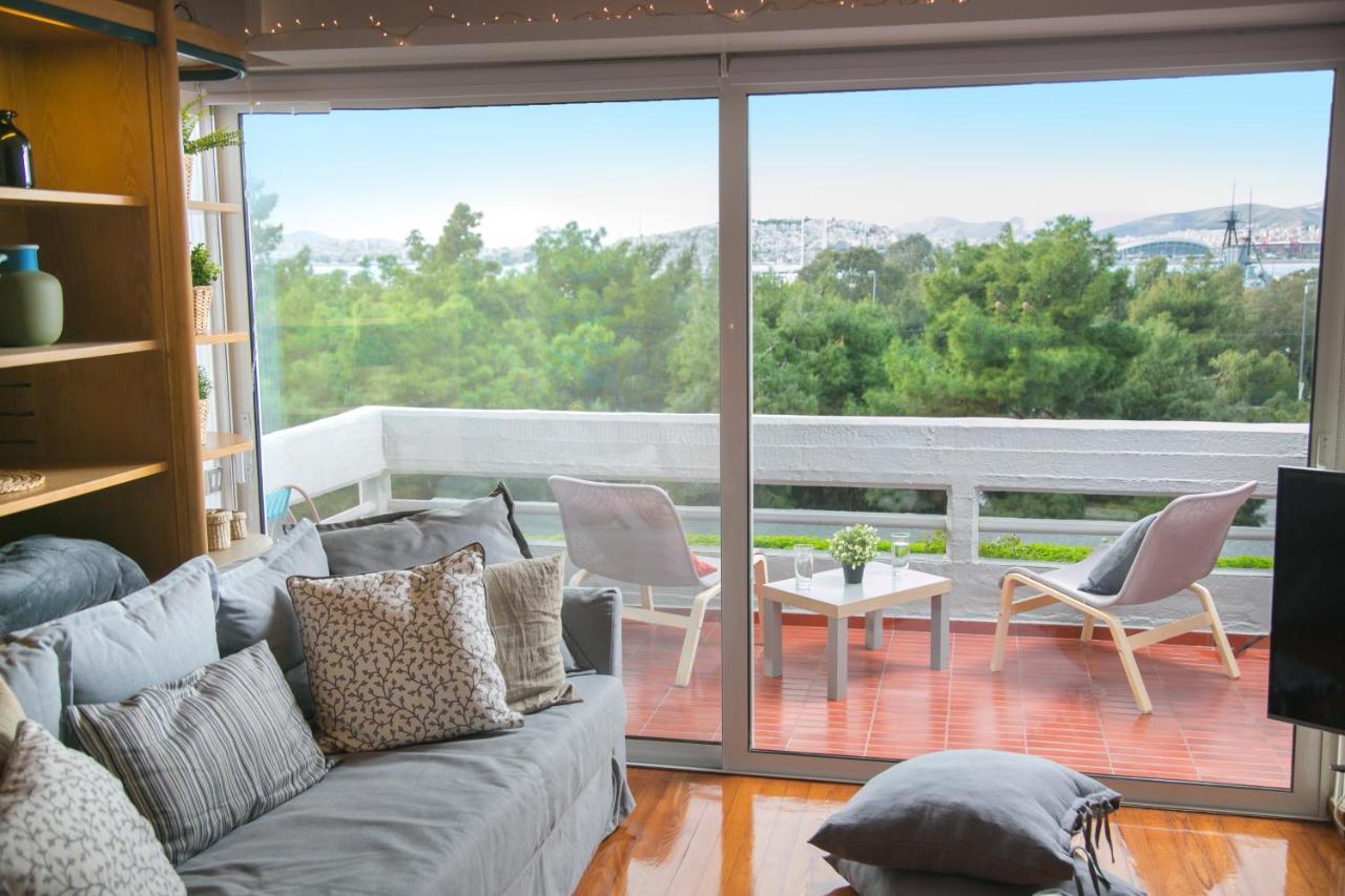 One-Of-A-Kind Athens Riviera Apartment Екстериор снимка