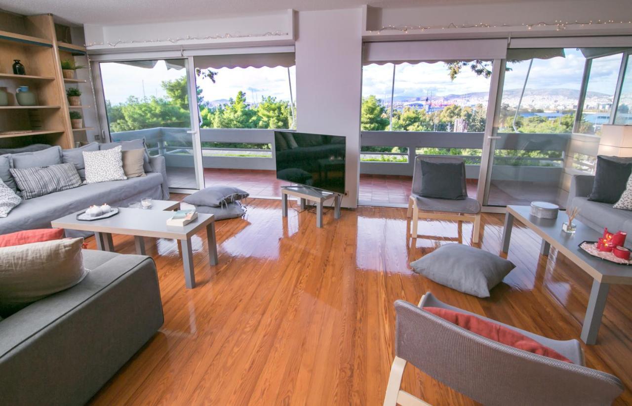 One-Of-A-Kind Athens Riviera Apartment Екстериор снимка